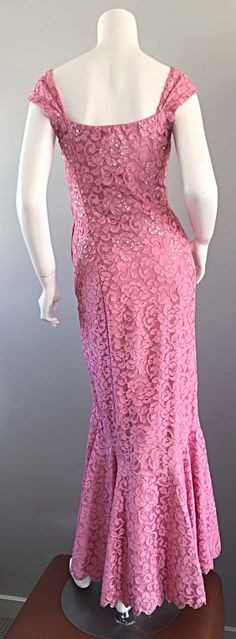 For Sale on 1stDibs - What a dress!!! This gorgeous 1950s mermaid dress could have easily been on any of the 50s starlets! Pink Chantilly lace, intermixed with sequins throughout. 1950s Outfits, Vintage Mermaid, Chantilly Lace, Mermaid Dress, Mermaid Dresses, Vintage Pink, Vintage Dresses, Mermaid, Evening Dresses