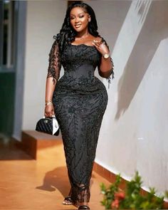 Classy Black Outfits, Classy Jumpsuit Outfits, Lace Asoebi, Lace Styles For Wedding, African Wedding Attire, Classy Jumpsuit, Jumpsuit Outfits, Kente Styles, Best African Dresses