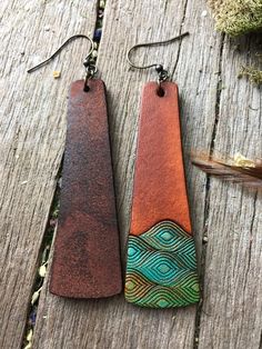 Bohemian Brown Hand Painted Earrings, Brown Bohemian Hand Painted Earrings, Bohemian Hand Painted Brown Earrings, Handmade Turquoise Leather Earrings, Handmade Leather Earrings In Turquoise, Handmade Leather Turquoise Earrings, Artisan Brown Earrings With Patina, Handmade Brown Leather Earrings, Artisan Brown Patina Earrings