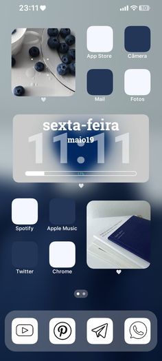 an iphone screen with the text sexa - feria on it and pictures of blueberries