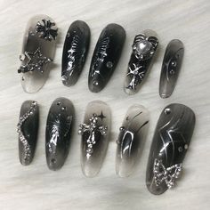 These are handmade press on's created by me!  What's included?  - 10 nails  - nail glue - file - cuticle pusher - instructions Nail Shape in the photo: Long Round How to figure out your nail sizes? Watch this quick tutorial: https://youtu.be/qLeTBvGe_hI Nails are made to order so you can pick any length, size, and shape. Please know that order processing time is 5-7 business days because the nails need to be made and personalized to your preference.  They can last 1-3 weeks depending on how well Y2k New Jeans, Ongles Goth, Nails With Silver, Punk Nails, Korean Nails, Goth Nails, Grunge Nails, Pretty Gel Nails, Really Cute Nails