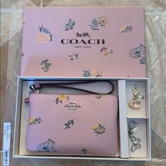 Coach Dandelion Floral Corner Zip Wristlet & Charms Boxed Gift Set. ** Brand New ** - Authentic. *Limited Edition* - Non Smoking Home. - Originally Packaging. - Original Attached Tags. - Super Cute! - Butterfly Charm. - Letter C Charm - Coach Gift Box Included. - Additional Information In Last Photo. Bundle And Save Price Is Firm Y2k Shoulder Bag, Aesthetic Bags, Handbag Essentials, Cute Wallets, Coach Gift, Girly Bags, Bags Coach, Fancy Bags, Coach Wallet