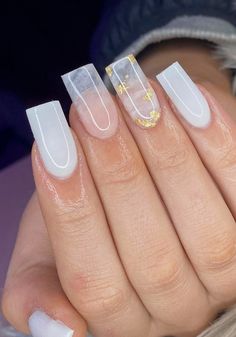 White Acrylic Nails For Homecoming, Pretty Simple Nails Acrylic White, Graduation Nails Inspiration, Shirt White Nails With Designs, Milky White Nails With White Outline, White Nails Acrylic Glitter, Cute Acrylic Nail Designs Medium Length White, Short White Classy Nails, White Nails For Short Nails