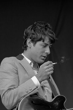 Mark Ronson Gorgeous Man, Manly Men, I Have A Crush, Amy Winehouse, Mens Style, Music Producer, Man Crush