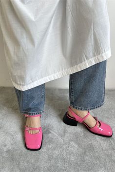 mary jane sandals, aesthetic shoes Sandals Aesthetic, Shoes Platform Boots, Square Toe Mary Jane, Find Aesthetic, Outfit Inso, Shoes Platform, Aesthetic Shoes, Jane Shoes, Pink Pants