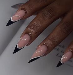 White Almond French Tip Nails Design, Black N White French Nails, White French Design Nails Almond, French Gel X Nails Almond, Black With White French Tip Nails, French Tips For Wedding, French Tips Black And White, All Black Almond Nails, Almond Nails White And Black