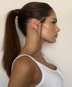 Side Profile Woman, Perfect Jawline, Upturned Nose, V Shape Face, Curved Nose, Pretty Nose, Perfect Nose, Face Profile, Diamond Face Shape