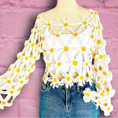 New Handmade Crochet Bell Sleeve Sweater. White With Yellow Daisies. Size Medium. Never Worn. Hippy Sweater, Hippie Sweaters, Crochet Bell, Crochet Bell Sleeve, Handmade Knitwear, Crochet Daisy, Yellow Daisies, Crochet Summer, Bell Sleeve Sweater