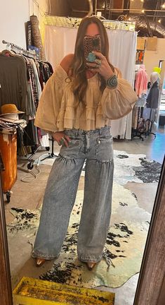 Boho Western Clothing, Briley King Style, Outfits With Jeans For Work, Preppy Western Outfit, Girly Country Outfits, Picture Day Fits, Thrift Style Outfits, Western Hippie Fashion, Edgy Western Style