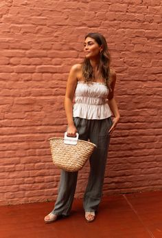 Crafted from linen to be flowy and comfortable, these lovely pants feature two side pockets for functionality and elastic at the waist for a perfect fit. Designed to be both lounged in and lived in. Though unlined, the pants are not sheer. Our model also wears the Jude top One size (fits from US 2-4-6-8) Length 41.34 in - Width 12.99 in 100% linen Washing: handwash only Summer Relaxed Linen Harem Pants, Summer Linen Relaxed Harem Pants, Casual Linen Harem Pants For Vacation, Chic Harem Pants With Pockets For Vacation, Beach Harem Pants With Pockets In Linen, Beach Linen Harem Pants With Pockets, Linen Ankle-length Harem Pants For Beach, Vacation Linen Harem Pants With Loosely Fitted Hips, Loosely Fitted Linen Harem Pants For Vacation