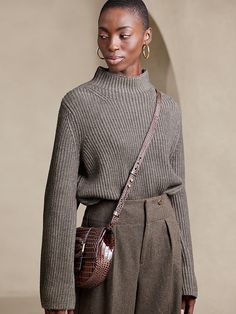 Saw this on Banana Republic: Good Read, Street Style Fall Outfits, Grey Turtleneck, The Sheep, Wool Turtleneck, Banana Republic Sweater, Banana Republic Women, Ribbed Knit Sweater, Ribbed Sweater