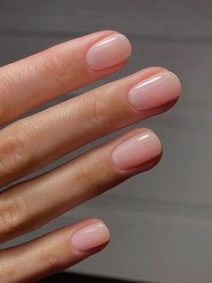 Natural Nails Manicure, Money Nails, Nagellack Trends, Subtle Nails, Pink Nail, Neutral Nails, Clean Nails, Lily Rose Depp