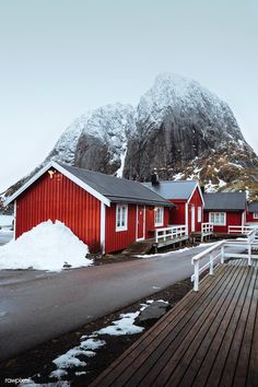 Norwegian Red House, Hamnoy Norway, Norwegian Cabin, Red Architecture, Wallpaper House, Norway House, Artsy Pics, Norwegian House