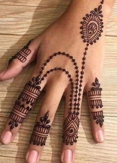 henna tattoo designs for hands and feet