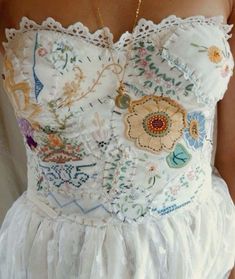 try the nuudii strapless Boho Whimsical, Mode Hippie, Whimsical Woodland, Fable Dresses, Diy Vetement, School Looks, Mode Inspo, Fancy Dresses, Dream Dress