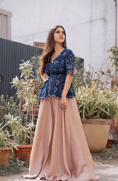 Womens Indian Wear, Fancy Traditional Outfits, Skirt And Long Top Indian, Skert And Top For Girl Party Wear, Skirt With Peplum Top Indian, Skirt And Top Indian Outfit Ideas, Diwali Indian Outfits, Wedding Outfits For Girls Indian, Tops For Long Skirts Ideas