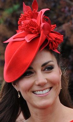 Duchess of Cambridge, June 3, 2012 in Silvia Fletcher for Lock & Co. | The Royal Hats Blog Herzogin Von Cambridge, Red Hat Society, Catherine Duchess Of Cambridge