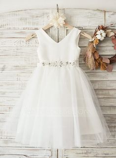 Honk Jr, Flower Girl Dresses Knee Length, Sleeveless Flower Girl Dresses, Girls Tulle Dress, Ivory Flower Girl Dresses, Tulle Flower Girl, Girls Pageant Dresses, Satin Tulle, Wedding Flower Girl Dresses