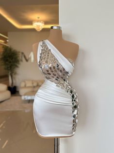 BRIDE TO BE – Page 2 – Minna Fashion Mirror Dress Design, Cocktails Dresses, Stomach Flat, Dress Mannequin, Mirror Dress, Mannequin Dress, Dinner Dress Classy, Dress Suits For Men