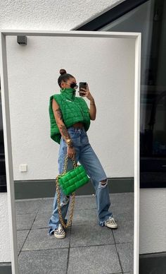 Streetwear Women Outfits, 2022 Streetwear, Outfits 2023, High Waist Fashion, Streetwear Outfits, Fashion Fits, Urban Outfits