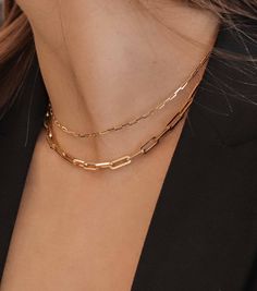 W H A T ∙ M A K E S ∙ T H I S ∙ S P E C I A L Necklace length: 36 Centimeters + 5Centimeters Box chain choker necklace 18k gold plated 925 sterling silver or 925 sterling silver Versatile to wear in your everyday and special occasions with a modern style. Its shape create an effortlessly polished look. Super pretty! Wear it alone or match it with layering necklaces to get a powerful look! An extender chain 36cm+5cm means it adjusts to fit different sizes. . Each individual necklace is unique and Everyday Fine Jewelry Paperclip Chain Necklace, Dainty Paperclip Chain Jewelry For Formal Occasion, Dainty Paperclip Chain Jewelry For Formal Events, Timeless Paperclip Chain Necklace As Gift, Timeless Paperclip Chain Necklace For Gift, Gold Plated Oval Link Chain Necklace Gift, Clavicle Chain Jewelry With Rectangular Links As A Gift, Rectangular Links Clavicle Chain Jewelry For Gift, Trendy Oval Chain Jewelry