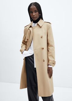 Classic trench coat with belt - Woman | MANGO USA Minimalistic Outfits, Neutral T Shirts, Vintage Wash Jeans, Coat With Belt, Jeanne Damas, Belt Women, Classic Trench Coat, Spring Capsule Wardrobe, Shearling Coat