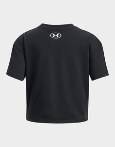 a black t - shirt with the under armour logo on it