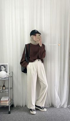 Outfit Hijab Tomboy, Kuliah Outfit, Outfit Ngampus, Trendy Girls Outfits, Ootd Inspo