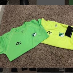 2 Tops Reping Deportivo Cali - 1 Tee, 1 Racerback Tank (Nwt) Green Top For Running, Casual Yellow Activewear With Go-dry, Sporty Yellow T-shirt For Sports, Casual Yellow Activewear For Training, Casual Green Tops For Running, Casual Green T-shirt For Training, Green Yellow, Racerback Tank, Cali