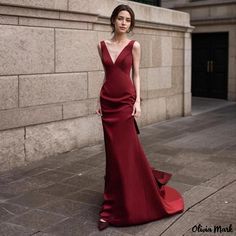 Olivia Mark - Exquisite Black Satin Evening Gown with Elegant Collar, Flattering Tailored Fit, and a graceful Mermaid Hemline Satin Long Prom Dress, Prom Dress Burgundy, Satin Evening Gown, Backless Evening Dress, Deep V Neck Dress, Satin Evening Dresses, Burgundy Prom Dress, Stunning Gowns, Evening Party Dress