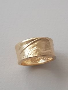 Hammered Wedding Band, Thick Gold Band, Wide Gold Ring, Boho Wedding Ring, Hammered Wedding Bands, Beautiful Wedding Bands, Wide Band Ring, Gold Engraving, Custom Ring