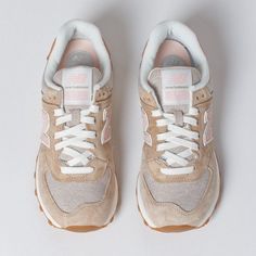 New Balance Womens, Cinderella Shoes, Beach Cruiser, Shoe Inspo, Unique Shoes, Comfy Shoes, New Balance Shoes, Shoe Obsession