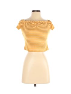 SO Short Sleeve T Shirt Size: X-Small Tops - used. 68% Polyester, 27% Rayon, 5% Spandex | SO Short Sleeve T-Shirt: Yellow Tops - Size X-Small Yellow Tops, Yellow Short, Yellow Top, Yellow Shorts, Yellow Print, Short Sleeve T Shirt, Small Tops, Short Sleeve Top, Second Hand Clothes