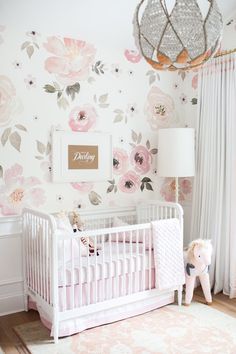 Jolie Wallpaper – Project Nursery Blush Pink Nursery, Ideas Habitaciones, Baby Nursery Inspiration, Floral Nursery, Pink Nursery, Project Nursery, Baby Bedroom, Nursery Inspiration