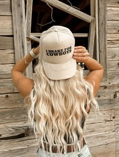 Made in house OSFM - adult (6 1/2 - 7 5/8) Plastic adjustable snap Cute Rodeo Hairstyles, Western Hairstyles, Western Photoshoot Ideas, Cowboys Hat, Pretty Blonde Hair, Country Hats, Cute Horse Pictures, Dirty Blonde Hair, Dirty Blonde