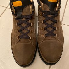 Only Wore Once Very Good Condition Outdoor Leather Shoes With Leather Sole, Brown Leather Shoes With Vibram Sole For Outdoor, Leather Ankle Boot Sneakers For Walking, Leather Ankle Sneakers For Walking, Leather Walking Sneakers, Rugged Brown Hiking Boots With Removable Insole, Brown Hiking Boots With Rubber Sole, Leather Hiking Boots With Removable Insole And Round Toe, Brown Leather Footbed Sneakers For Outdoor