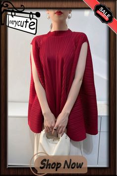 Loose Sleeveless Pleated Solid Color Halter-neck T-shirts Tops Sleeveless Solid Color T-shirt For Spring, Red Stretch Sleeveless Blouse, Solid Sleeveless T-shirt, Spring Crew Neck Vest Top, Red Sleeveless T-shirt For Spring, Leisure Fashion, Halter Neck, T Shirt Top, Neck T Shirt