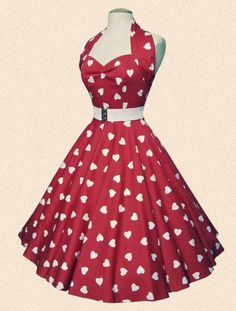 I want this dress right now!!!!!!!!!!!! I love '50!!!!!!!!and I love pois!!!! 50s Outfits, 50s Dresses, Vintage Vogue, Look Vintage, 50s Fashion, 1950s Fashion, 50 Fashion