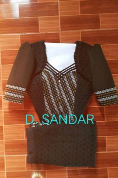 #myanmar dress design Myanmar Cotton Dress Design, တမူး Design, Mon Traditional Dress Myanmar, Collar Dress Pattern, Myanmar Outfit, Cotton Night Dress, Stylish Outfits Casual, Myanmar Clothes