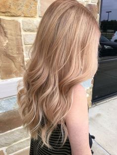 Champagne Blond, Gold Blonde Hair, Honey Hair Color, Strawberry Blonde Hair Color, Hair Tint, At Home Hair Color, Champagne Blonde