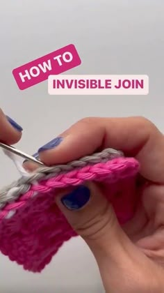 a woman is crocheting the side of a pink piece of yarn with text over it that reads how to invisible join