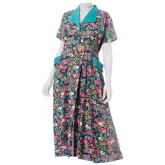 1950S Pink & Blue Floral Cotton Wrap House Dress XL With Pockets! Vintage Blue Dresses With Pockets, Blue Vintage Dresses With Pockets, Spain Wardrobe, 50s Housewife Dress, Granny Chic Fashion, Housewife Dress, Dottie Angel, 1940's Fashion, 1950’s Fashion