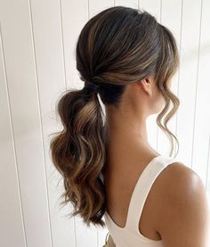 wedding hair updos for brides and guests Ponytail Bridal Hair, Ponytail Haircut, Wedding Ponytail Hairstyles, Wedding Ponytail, Pony Hairstyles, High Ponytail Hairstyles, Long Hair Ponytail, Ponytail Hairstyles Easy, Wedding Guest Hairstyles