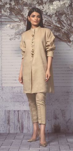 Perfect fusion style cropped nehru collar sherwani with cigarette pants. Indian Designer Suits, Stylish Dresses For Girls, Pakistani Dress Design, Indian Designer Outfits