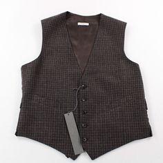 Boglioli Brown 40 Business Wool Sleeveless Vest, Winter Classic Sleeveless Blazer, Luxury Tailored Vest For Workwear, Formal Winter Sleeveless Vest, Formal Sleeveless Winter Vest, Formal Winter Vest With Pockets, Elegant Brown Business Vest, Formal Brown Sleeveless Outerwear, Brown Sleeveless Formal Outerwear