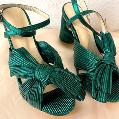 Pleated Bow Knot Green Heels Like Loeffler Randall. Round 3.25” Heel. Size 36/5.5 Party Open Toe Block Heels With Bow, Open Toe Block Heels With Bow For Party, Party Block Heels With Bow And Open Toe, Green Heels With 4-inch Heel For Party, Summer Party Block Heels With Bow, Spring Party Block Heels With Bow, Green Heels For Spring Cocktail Events, Green 4-inch Heels For Party, Green Wrapped Heel Evening Heels