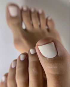 Winter Pedicure, Purple Toe Nails, Black Toe Nails, Ideas Uñas, Summer Pedicure, Foot Nail, Pedicure Colors, Nail Infection, Gel Toe Nails