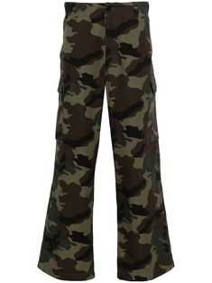 olive green/multicolour cotton ripstop texture camouflage print concealed zip fly and button fastening belt loops two side slash pockets two side cargo pockets rear flap pocket full-length straight leg Cargo Pants Green, Pants Green, Camouflage Print, Straight Leg Pants, Flap Pocket, Bottoms Pants, Cargo Pants, Camouflage, Olive Green