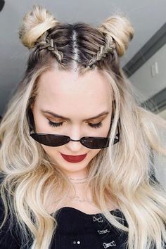 Cat Woman Hair Hairstyles, Cute Cat Hairstyles, Hairstyles For Halloween Costumes, Crazy Ponytail Hairstyles, Crazy Hair Ideas For Women, Cute Halloween Hairstyles For Women, Hairstyle For Halloween, Hair Styles For Halloween, Crazy Hairstyles For Women