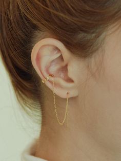 Editor's NoteShertz is a jewelry brand with a feminine classic urban sensibility that gives a new sparkle to the moment of the user and warmly shines the time. - Zigzag shaped earcuff with chain layering- Good to wear alone or layer with other items- Feminine and lovely mood- Daily point item Measurements (in.)- Cuff: 0.39 in.- Chain: 4.33 in. Composition & Care- Silver 925, Nickel-Free Plating- Avoid direct heat and moisture- Keep it in a sealed bagDesigner- by Shertz 2025 Moodboard, Mother Christmas, Chain Layering, Ear Cuff Earings, Jewelry Brand, Accessories Jewelry Earrings, Cuff Earrings, Inspirational Tattoos, Christmas Wishlist